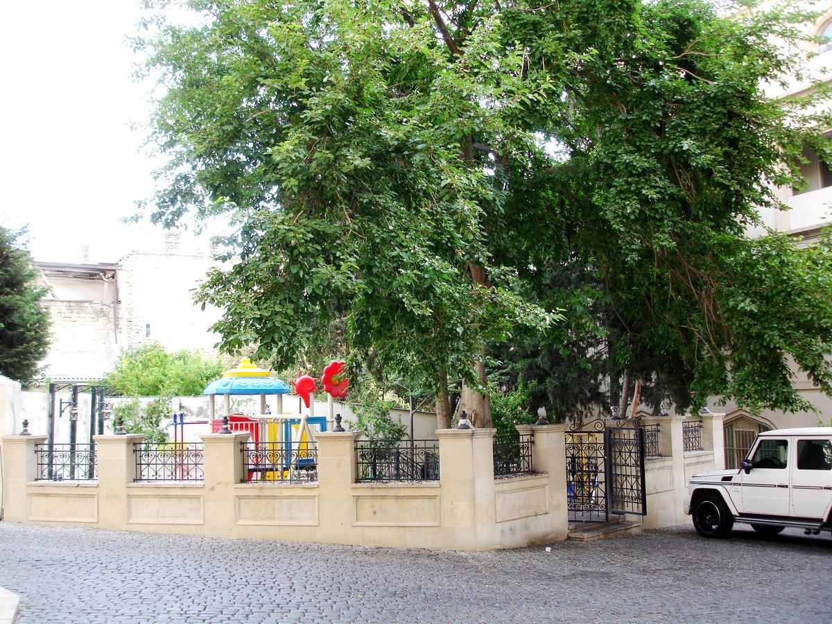 Apartment In Old Town Баку Екстериор снимка