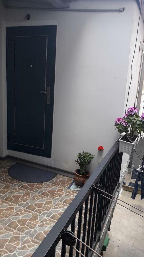 Apartment In Old Town Баку Екстериор снимка
